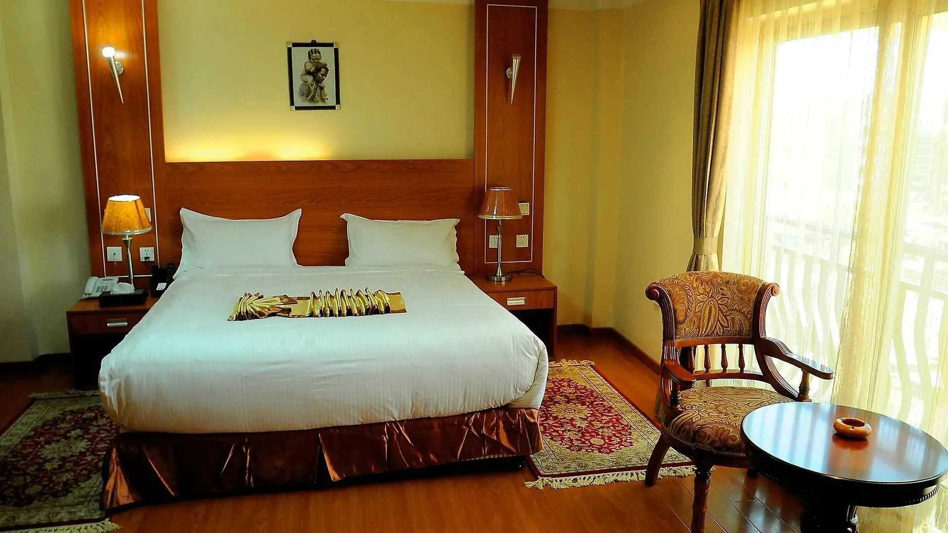 Emmad Furnished Hotel Addis Abeba